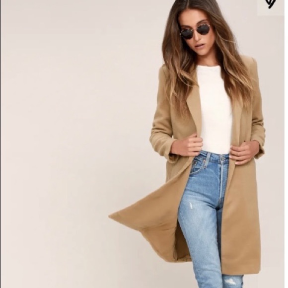 Lulus Jackets & Blazers - Coat 🧥